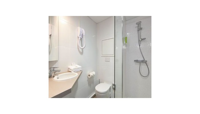 Comfort Hotel Stadium Eurexpo Lyon poza 10