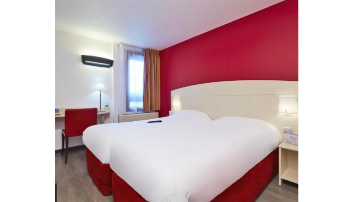 Hotel Kyriad Lyon Sud - Saint Genis Laval poza 2