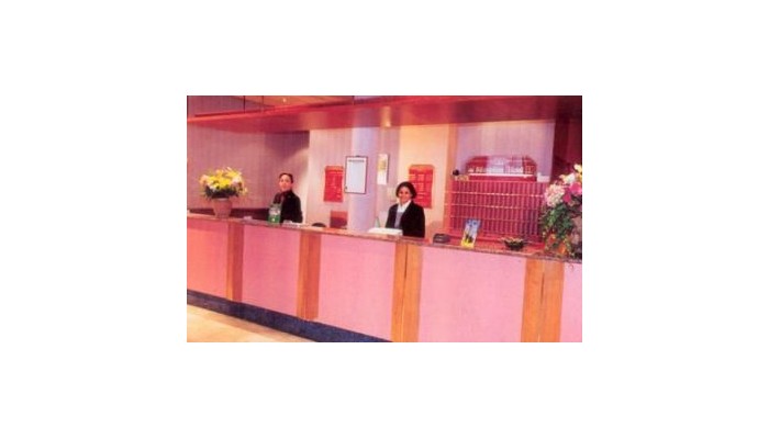 Hotel Logis Lyon Est poza 0