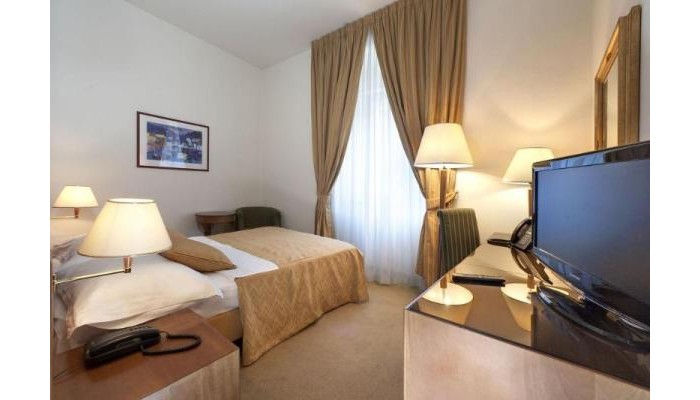 Hotel Grand Bonavia poza 6