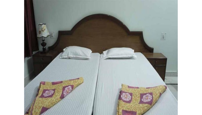 Yog Vashishth Hotel poza 0