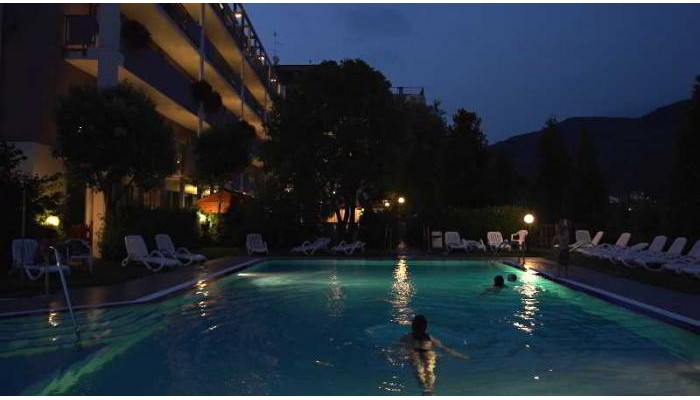 Ambassador Suite Hotel poza 3