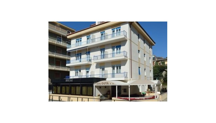 Hotel Guya poza 6
