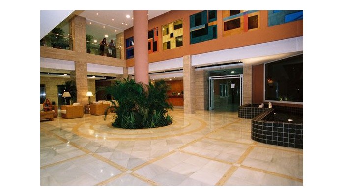 Apartahotel Arena Center poza 1