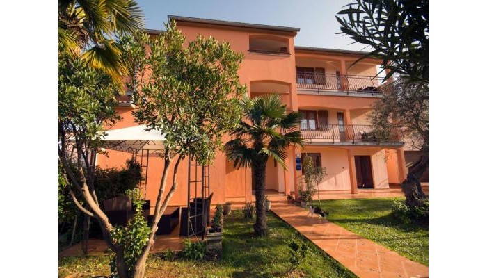 Apartments Cvek poza 0