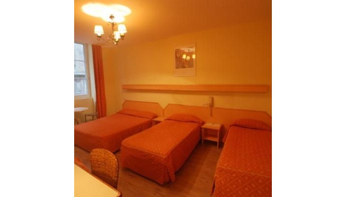 Hotel Anne De Bretagne poza 4