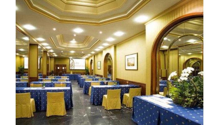 Gran Hotel Velazquez poza 5