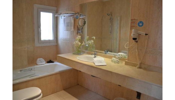 Serrano Hotel By Silken poza 6