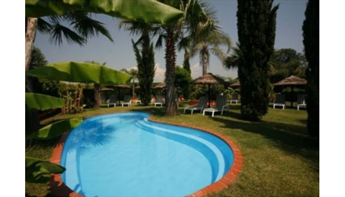 Hotel Leucosya poza 0