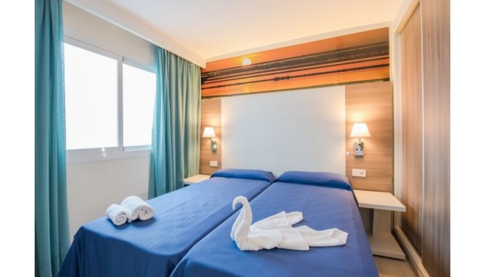 Los Angeles Apartments poza 5