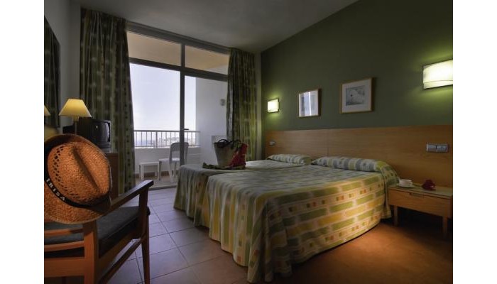 Fiesta Hotel Cala Nova poza 9