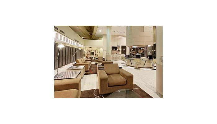 Hotel Holiday Inn Airport poza 4