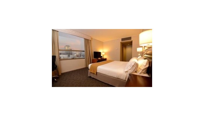 Hotel Holiday Inn Express Santiago Las Condes poza 8