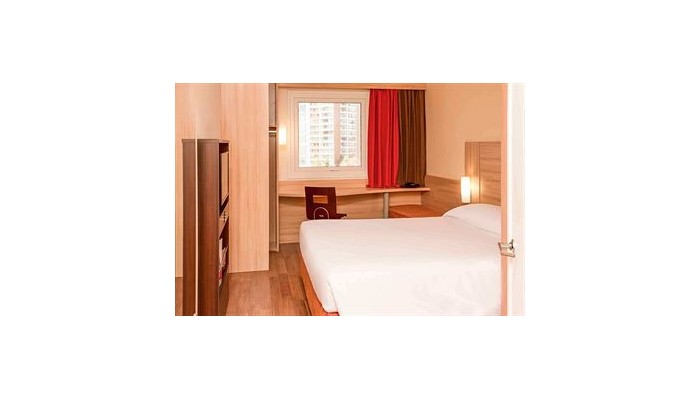 Hotel Ibis Santiago Manquehue Norte poza 8