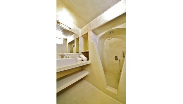 Hotel Chroma Suites poza 18