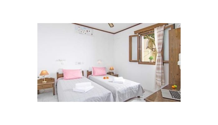 Hotel Smaragdi poza 8