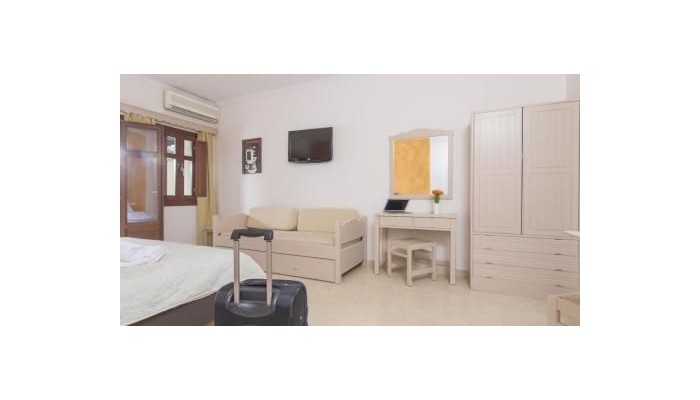 Hotel Smaragdi poza 5