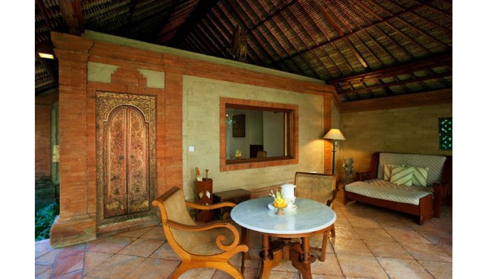 Tandjung Sari Hotel poza 8