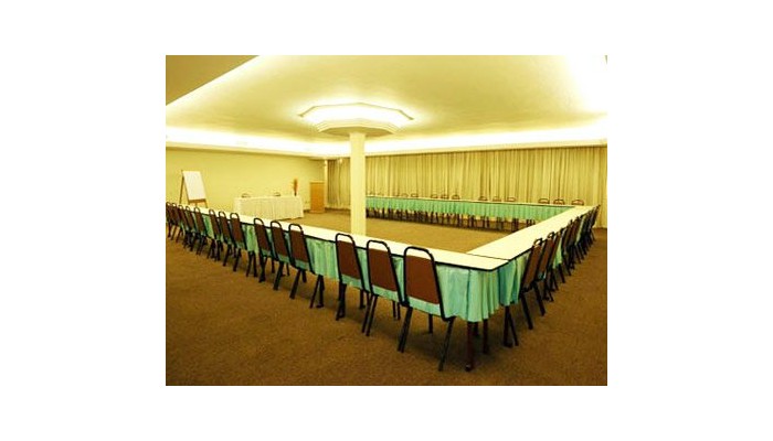 Augusta Boulevard Hotel poza 5