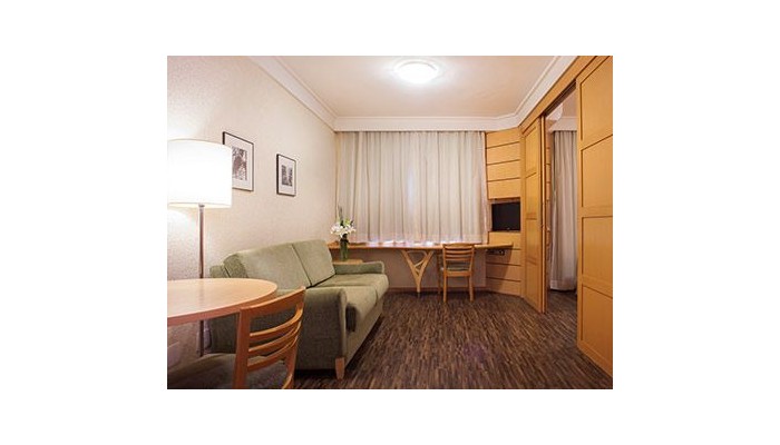 Hotel Green Place Flat poza 3