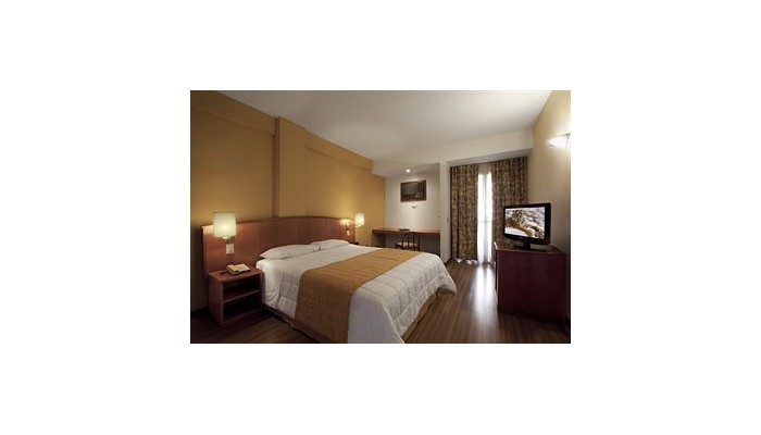 Hotel Moncloa poza 2