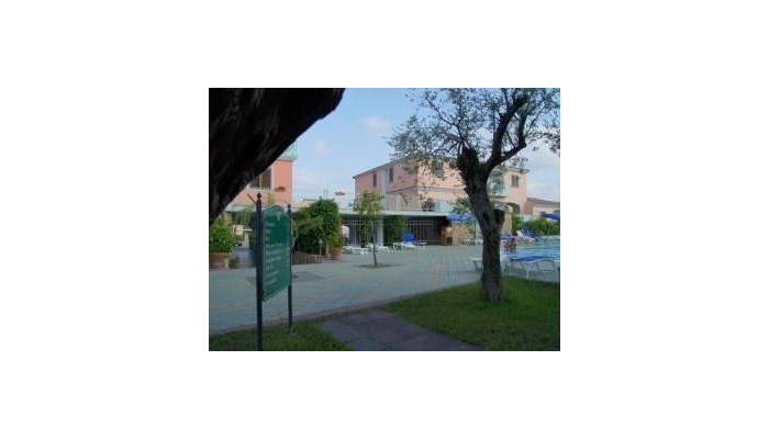 Hotel Albergo Residenziale Gli Ontani poza 10