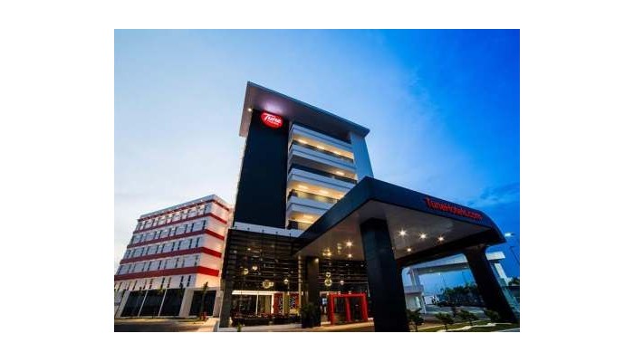 Tune Hotel - Klia2 poza 0