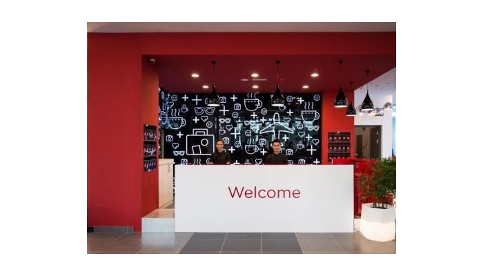 Tune Hotel - Klia2 poza 3