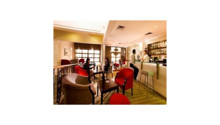 Village Hotel Albert Court poza 3