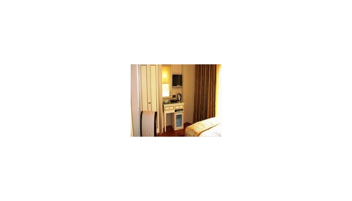 Maywood Hotel poza 13