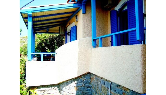 Corina Apartments poza 1