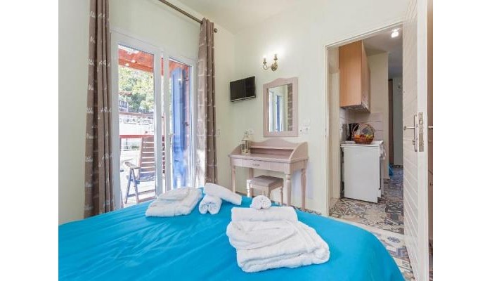 Stafylos Suites Boutique Hotel poza 6