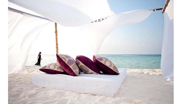 Hotel Constance Moofushi Maldives poza 11