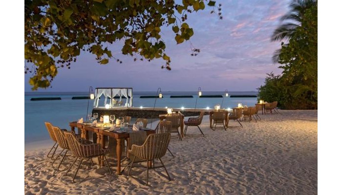 Hotel Constance Moofushi Maldives poza 5