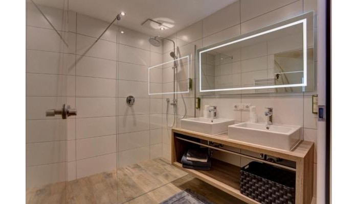 Hotel Am Dorfplatz Suites - Adults Only poza 11