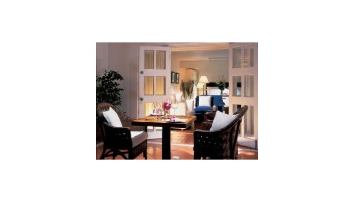 The House By Elegant Hotels poza 0