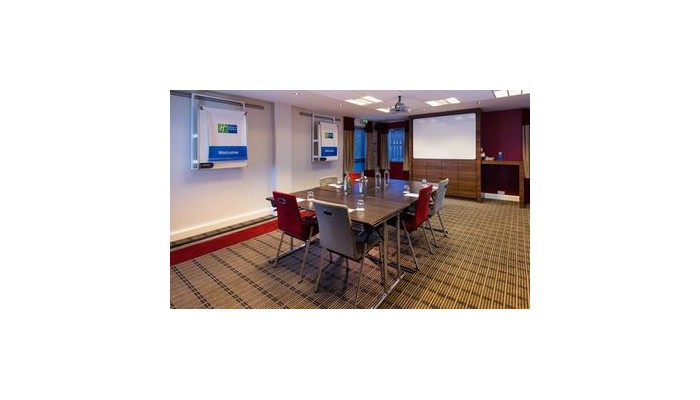 Hotel Holiday Inn Express poza 6