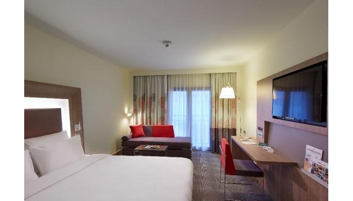 Hotel Novotel Istanbul Bosphorus poza 1