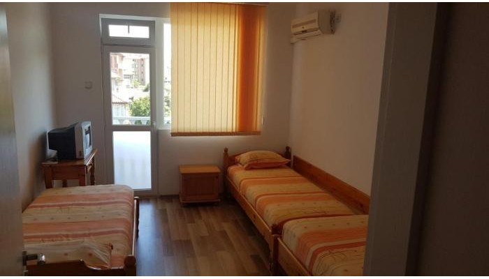 Hotel Kirovi Guest House poza 3