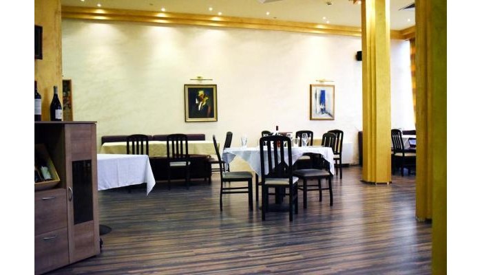 Hotel Vris poza 2