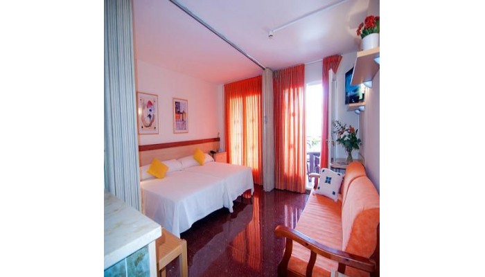 Hotel Apartalbatros Club Family poza 1