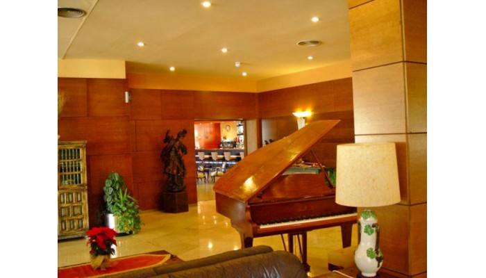 Hotel Husa Imperial Tarraco poza 4