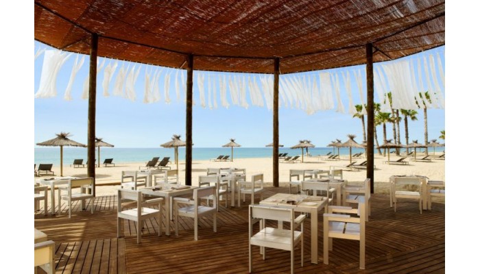 Hotel Le Meridien Ra Beach Hotel & Spa poza 1