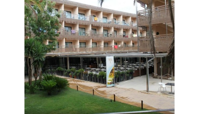 Les Oliveres Beach Resort poza 6