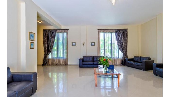 Antilia Apartments poza 22