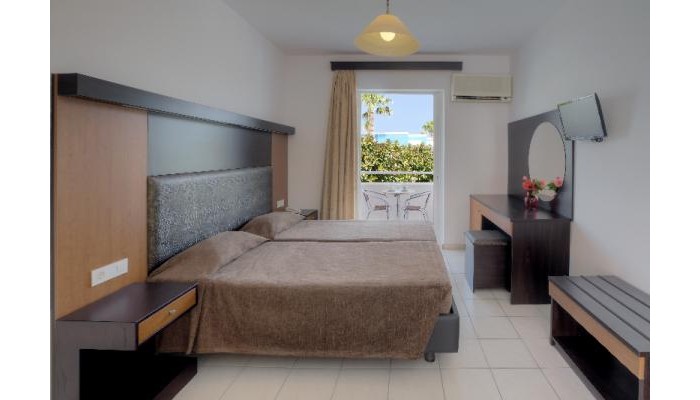 Corali Aparthotel poza 0