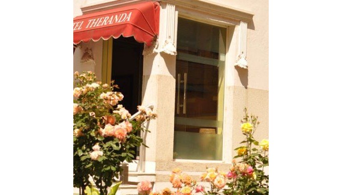 Hotel Theranda poza 9