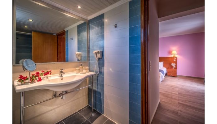 St John Resort Villas Suites & Spa poza 13