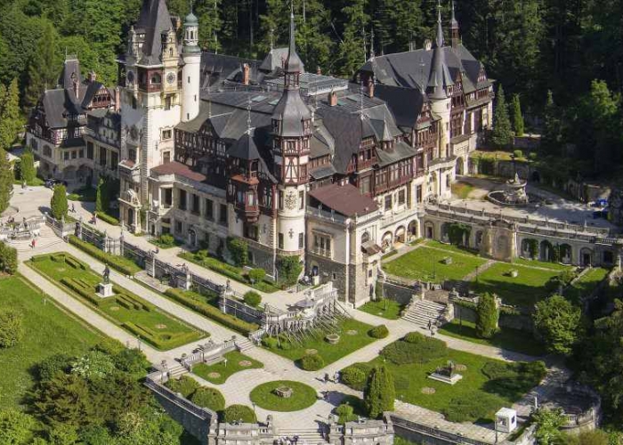 poza Sejur în Sinaia, locul în care frumusețea naturii se contopește cu numeroasele obiective turistice 