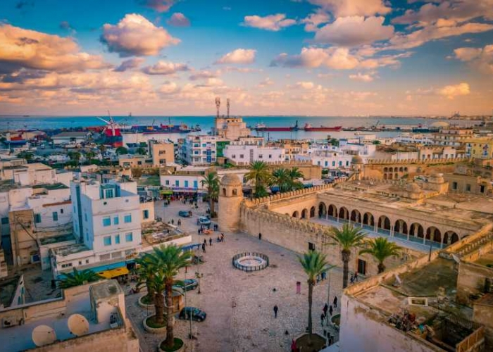 poza Tunis - Petreceți o vacanță într-un oraș cu o istorie de mii de ani